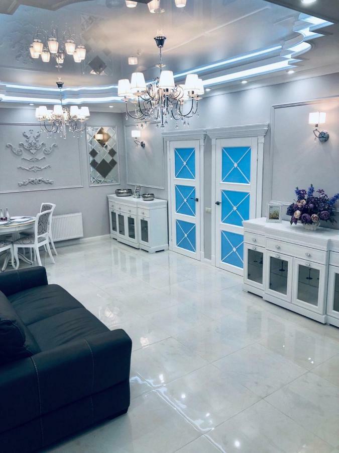 White Apartments In Arcadia 敖德萨 外观 照片